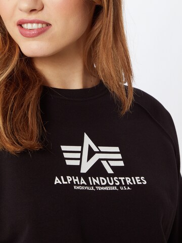 ALPHA INDUSTRIES Sweatshirt in Black