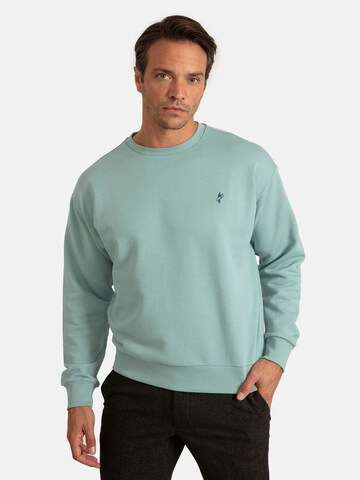 Jacey Quinn Sweatshirt in Green: front