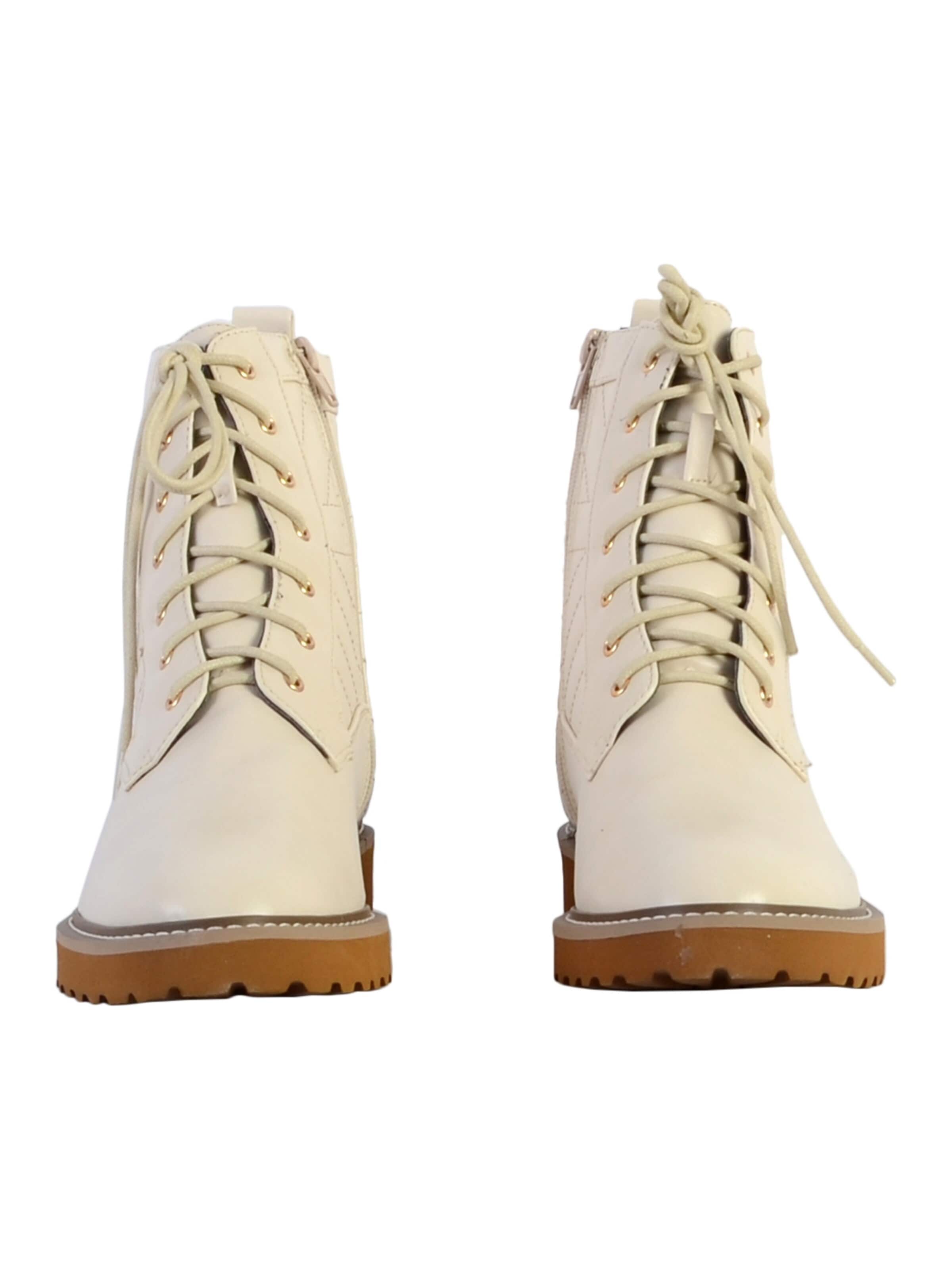 Ankle boots di The Divine Factory in beige