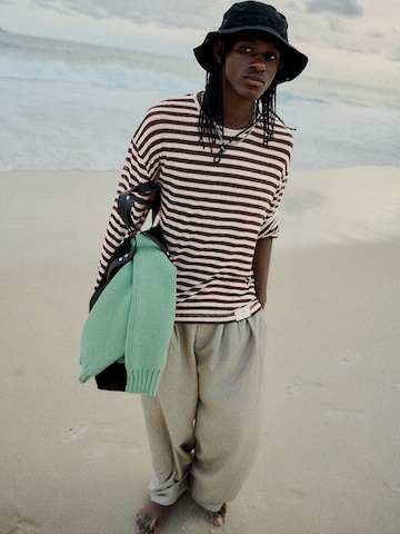 T-Shirt Bershka en beige