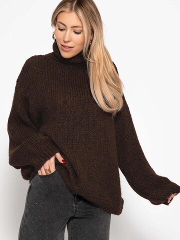 SASSYCLASSY Oversized Sweater in Brown: front