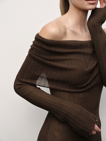 Robe de cocktail RÆRE by Lorena Rae en marron