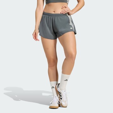 ADIDAS PERFORMANCE Свободный крой Спортивные штаны в Серый: спереди