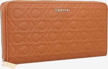 Calvin Klein Wallet 'MUST' in Brown