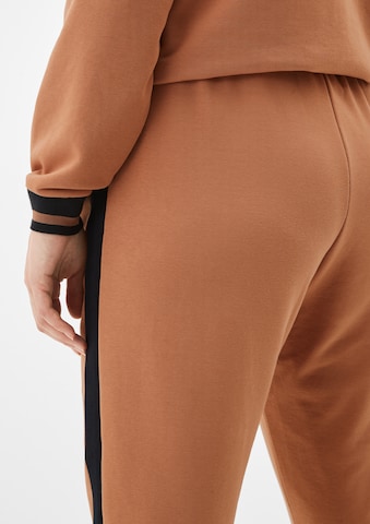 Regular Pantalon TRIANGLE en marron