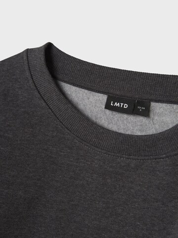 Sweat 'NLNNizu' NAME IT en gris