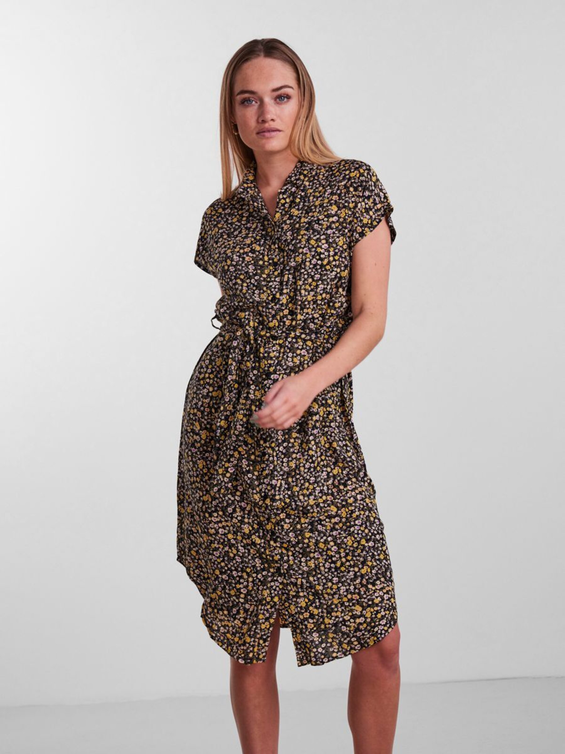Frauen Kleider PIECES Kleid 'Nya' in Schwarz - AJ67738 Frauen Kleider PIECES Kleid 'Nya' in Schwarz - AJ67738