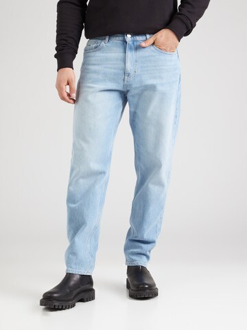 Tommy Jeans Tapered Τζιν 'ISAAC' σε μπλε: μπροστά