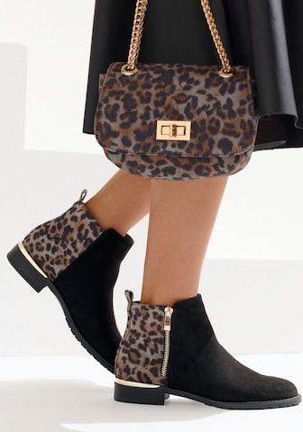 LASCANA Stiefelette in Schwarz