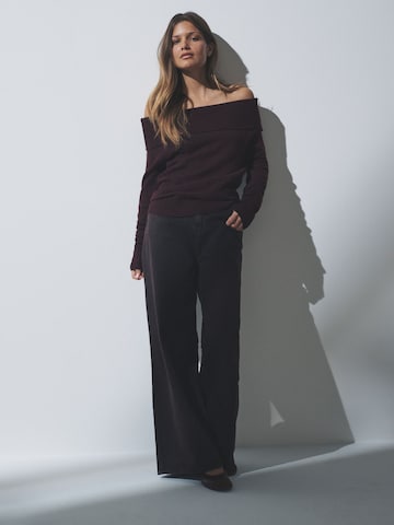 The Set Sweater in Red: front