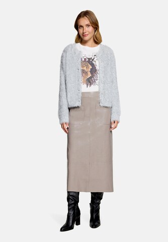 Cardigan Cartoon en gris