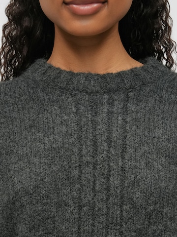 Calvin Klein Свитер в Серый