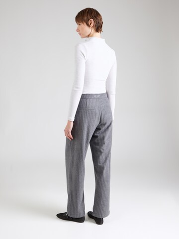 Esmé Studios Regular Trousers 'Hera' in Grey