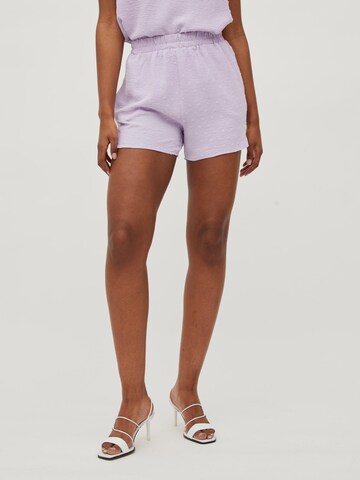VILA Normalny krój Spodnie 'Clarisa' w kolorze fioletowy: przód