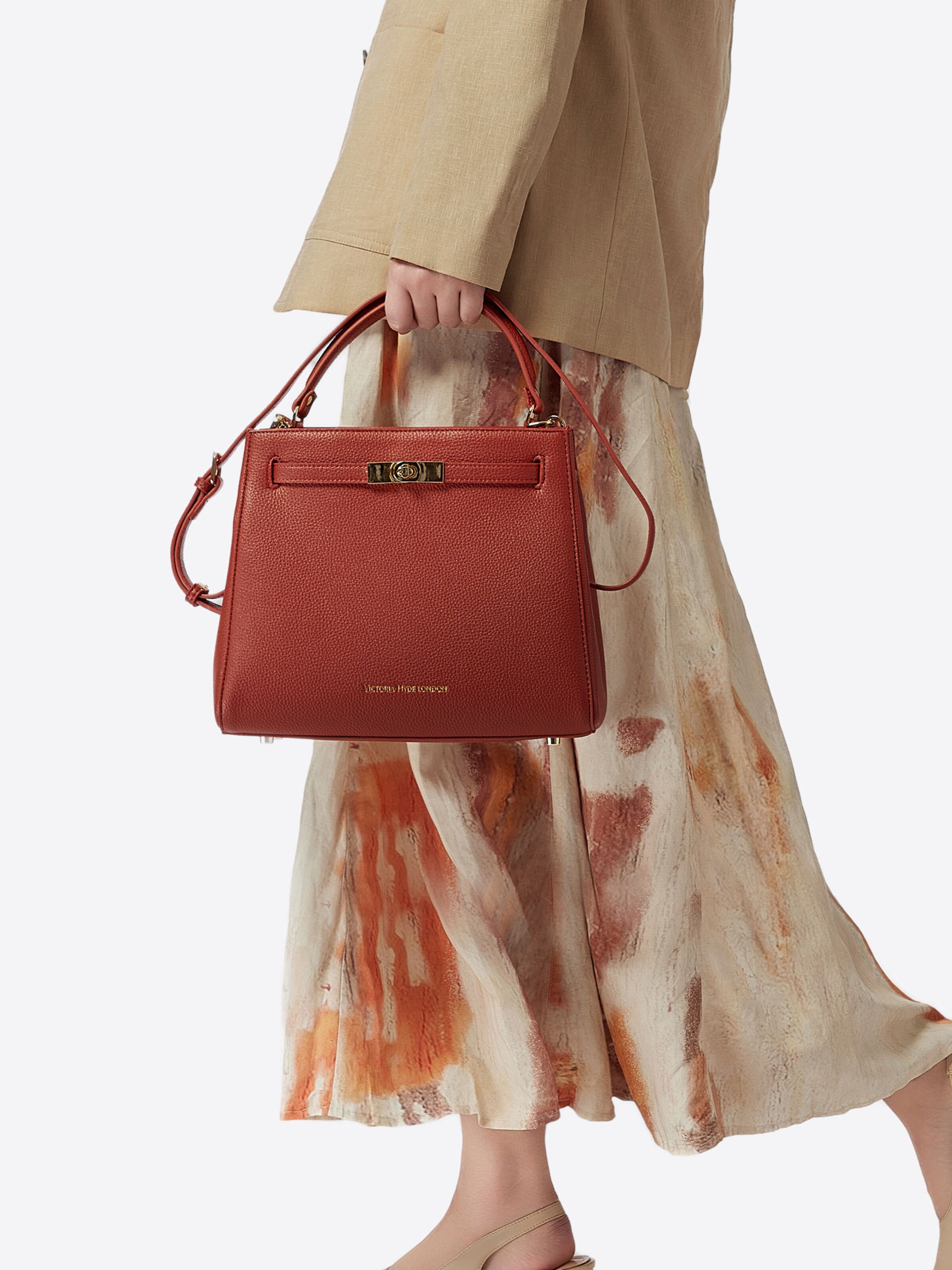 Victoria Hyde Handtasche 'Victoria III ' in Rot: Vorderseite