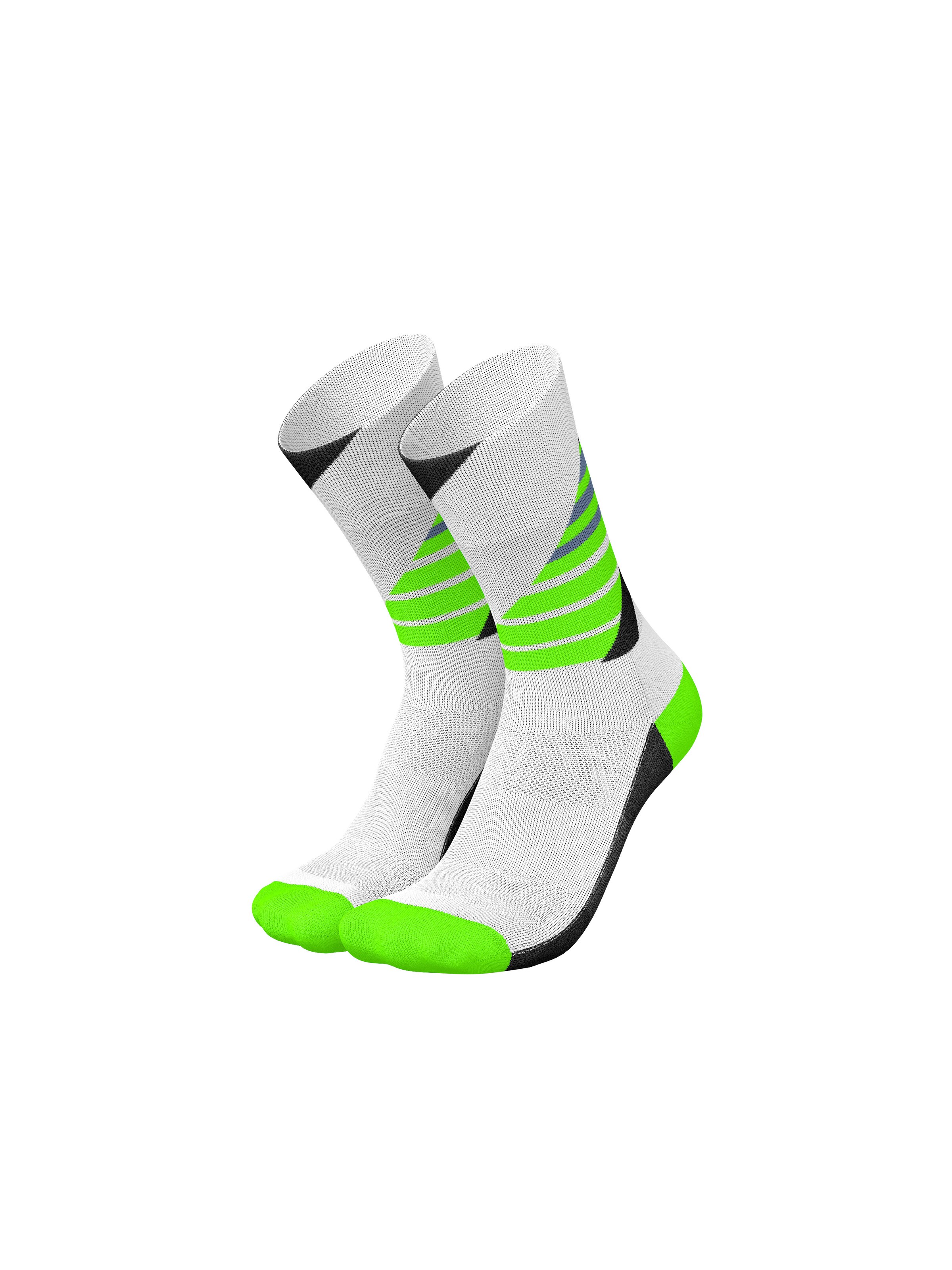 INCYLENCE Athletic Socks 'LADDERS' in Green: front