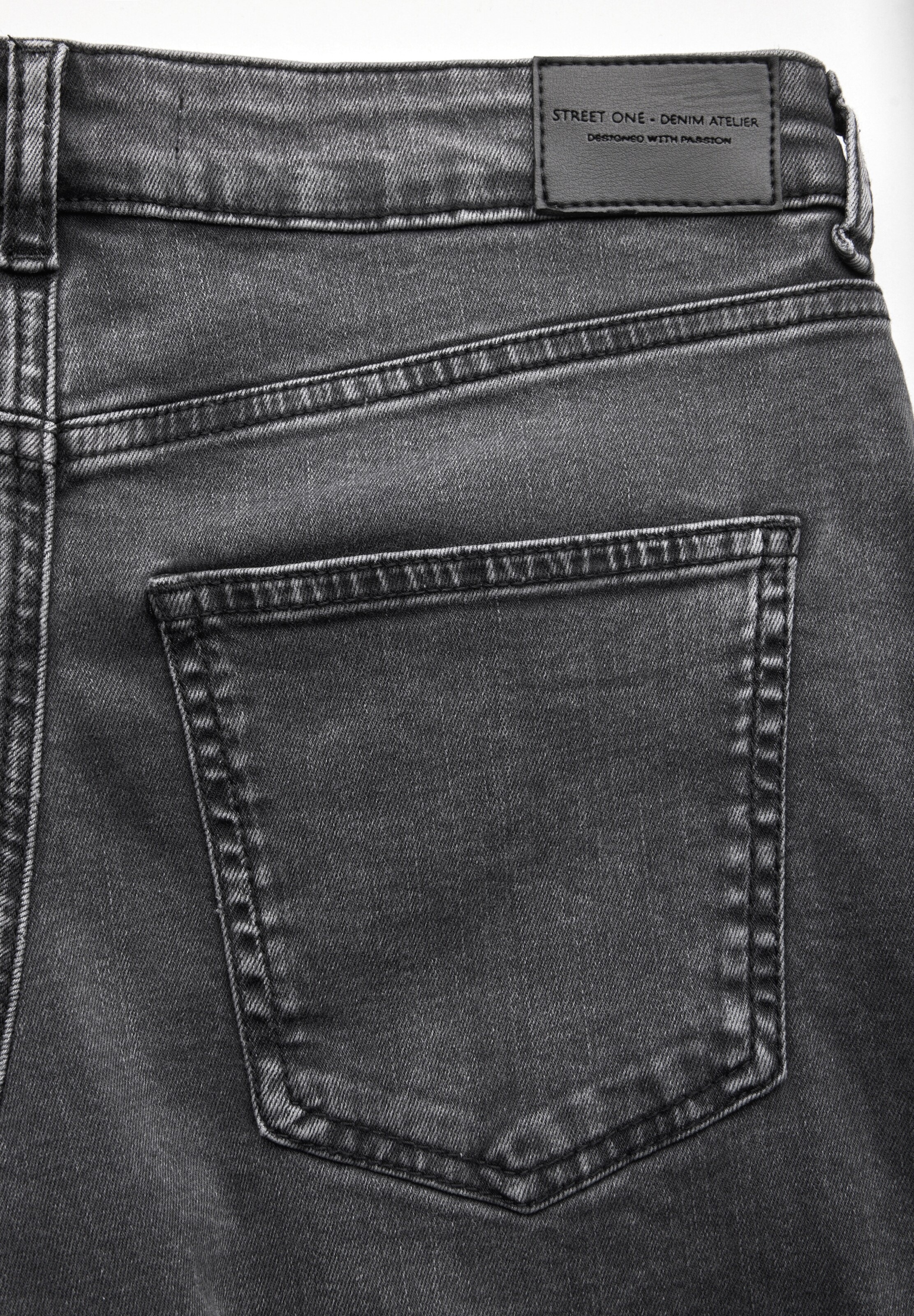 STREET ONE Boot cut Jeans in Grey