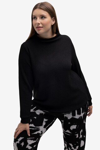 Sweat-shirt Ulla Popken en noir : devant