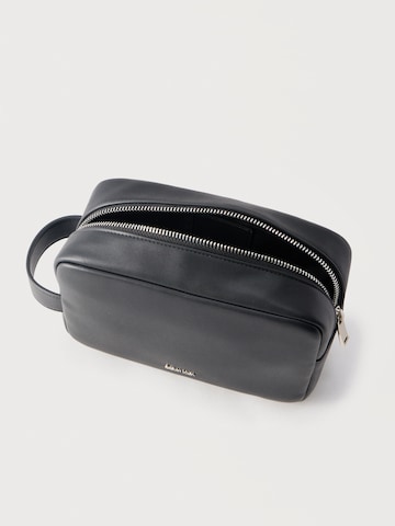Calvin Klein - Mala de higiene em preto