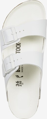 BIRKENSTOCK Pantoletter 'Arizona' i hvid