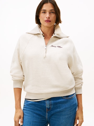 Tommy Hilfiger Curve Sweatshirt 'CLASSIC' in Beige: Vorderseite