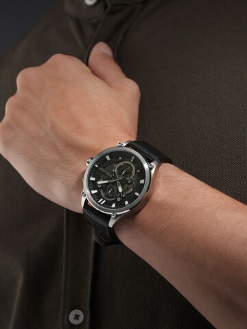 POLICE Analog watch 'Wadden' in Black