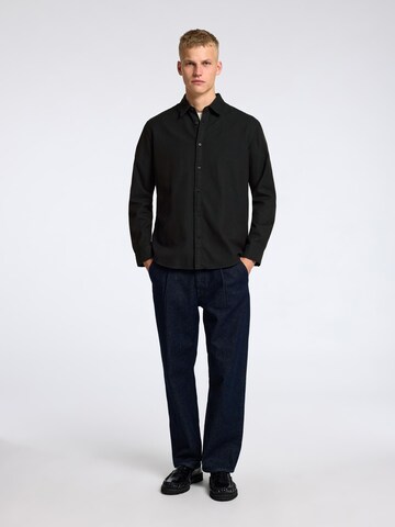 SELECTED HOMME Regular fit Button Up Shirt in Black