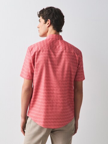 Next Regular Fit Hemd in Rot