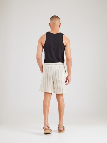 QS Regular Shorts in Beige