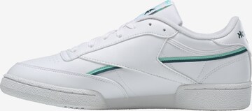 Sneaker bassa 'Club C 85' di Reebok in bianco: frontale