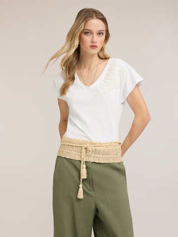 T-shirt MOTIVI en blanc : devant