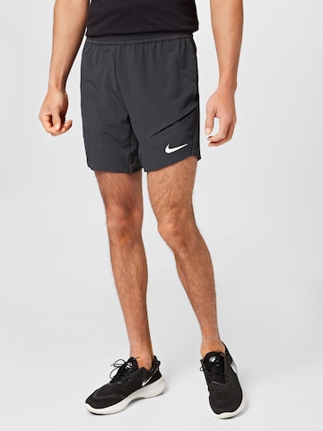 NIKE Обычный Спортивные штаны 'RAFA' в Черный: спереди