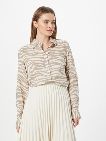 ZABAIONE Blus 'Fiabiola' i beige: framsida