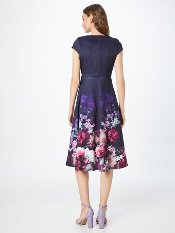 Lipsy Kleid in Lila