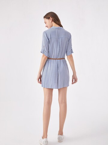 AIKI KEYLOOK Shirt dress in Blue