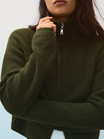Cardigan Bershka en vert : devant