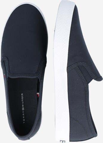 TOMMY HILFIGER Slip-on obuv - Modrá