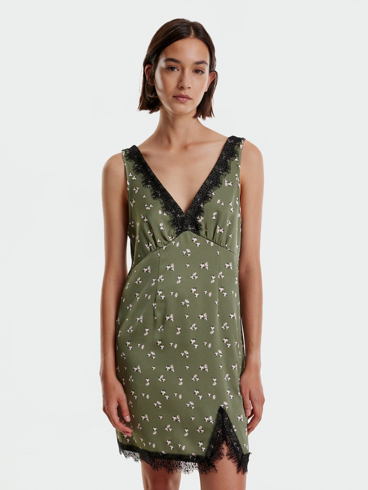 EDITED Produkte Kleid 'Kiri' khaki