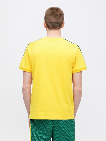 ADIDAS ORIGINALS Футболка в Желтый: сзади