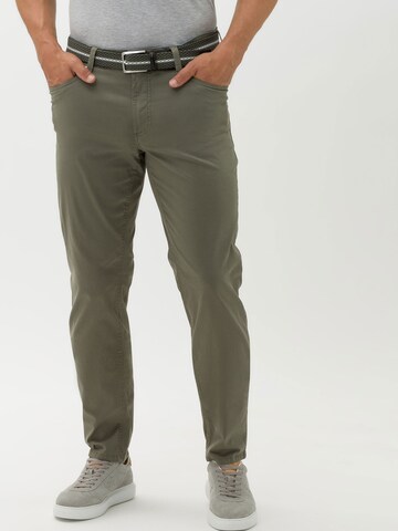 BRAX Regular Pants 'Luke' in Green: front