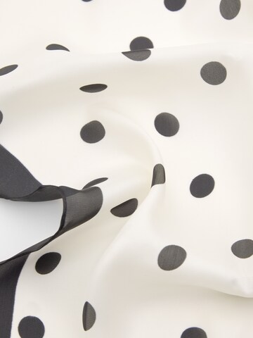 Pull&Bear Scarf i svart