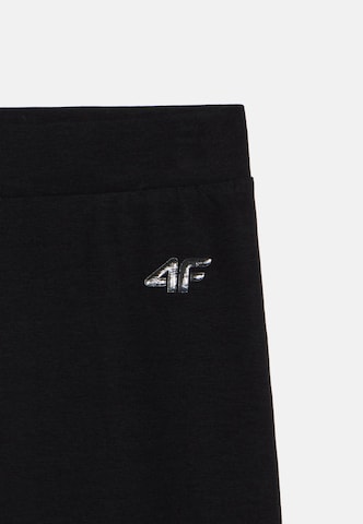 4F Junior Skinny Sportnadrágok - fekete