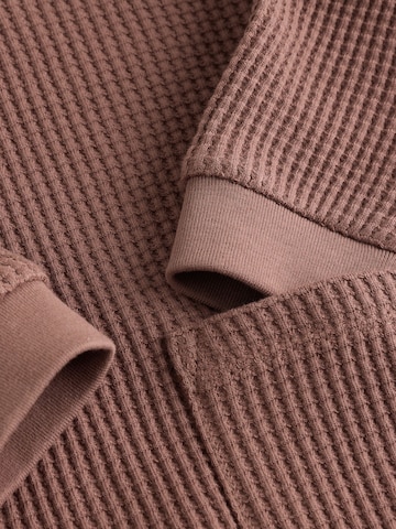 Next Set in Brown