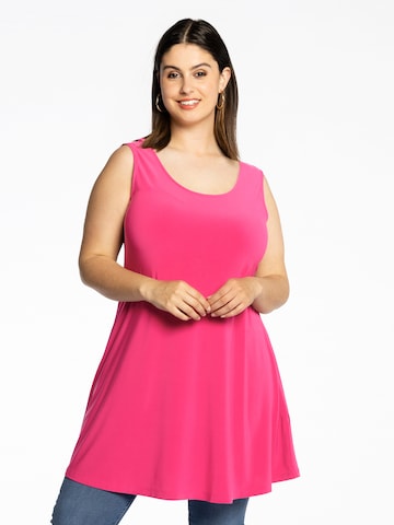 Yoek Tunic in Pink: front