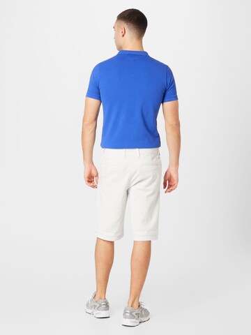 QS Regular Shorts in Grau