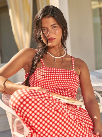 Friends Like These Jumpsuit in Rood