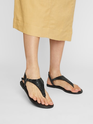 TAMARIS Flip-Flops i svart: forside