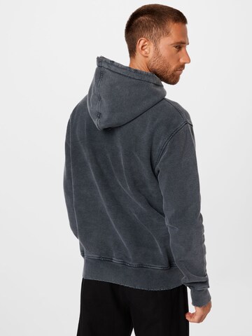 Han Kjøbenhavn Sweatshirt in Grau