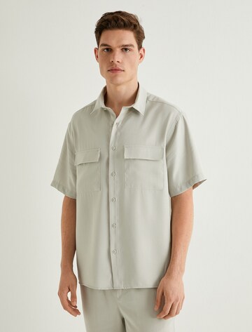 Koton Regular fit Overhemd in Grijs: voorkant