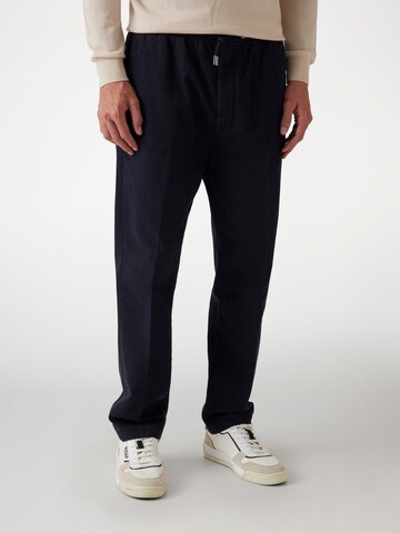 GUESS Slimfit Chinohose in Blau: Vorderseite